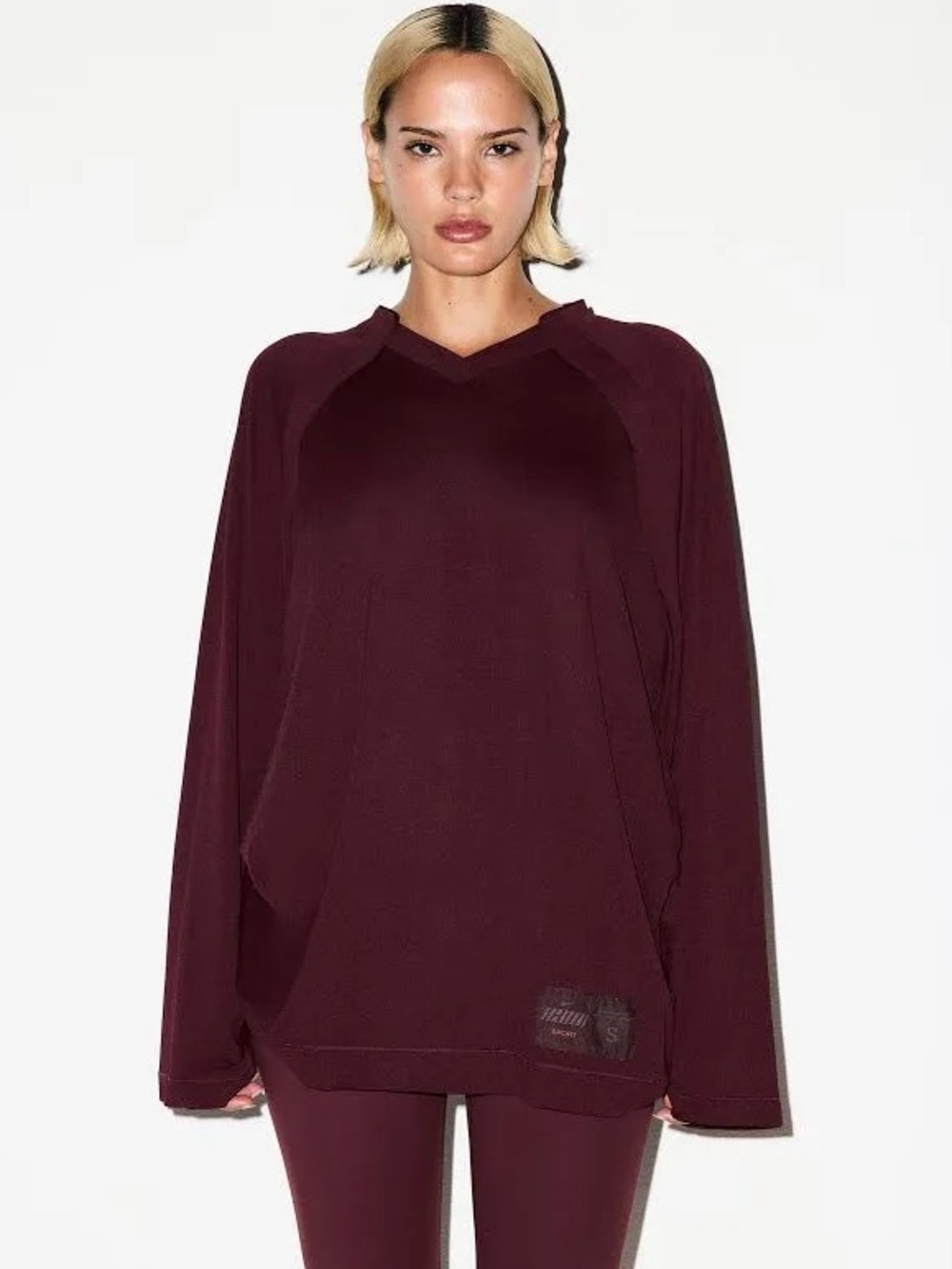 Nike airy vneck oversized long sleeve